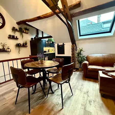 L'evidence, Atypique Et Authentique -